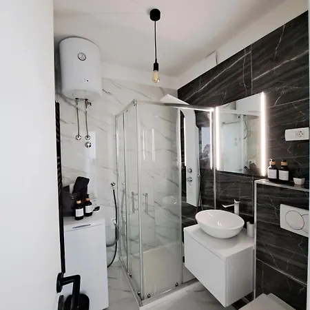 New! Apartment, View From Above Apartman *