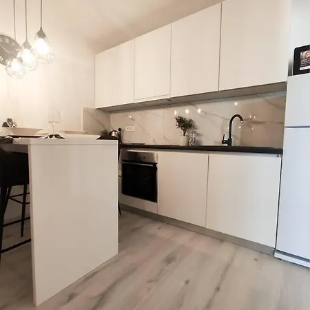 Апартаменти New! Apartment, View From Above