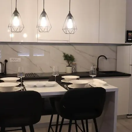 Апартаменти New! Apartment, View From Above *