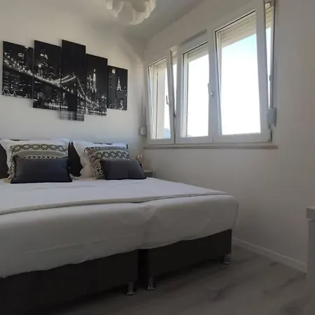 Апартаменти New! Apartment, View From Above Спліт